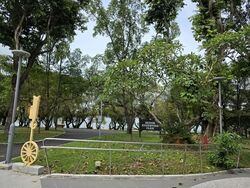 Bedok Reservoir Road (D16), Shop House #546337651